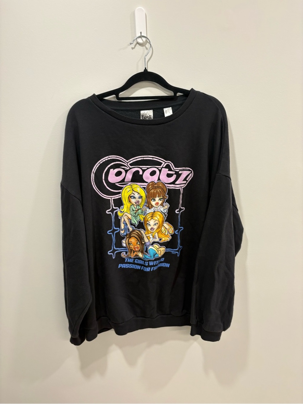 Graphic Black Sweatshirt